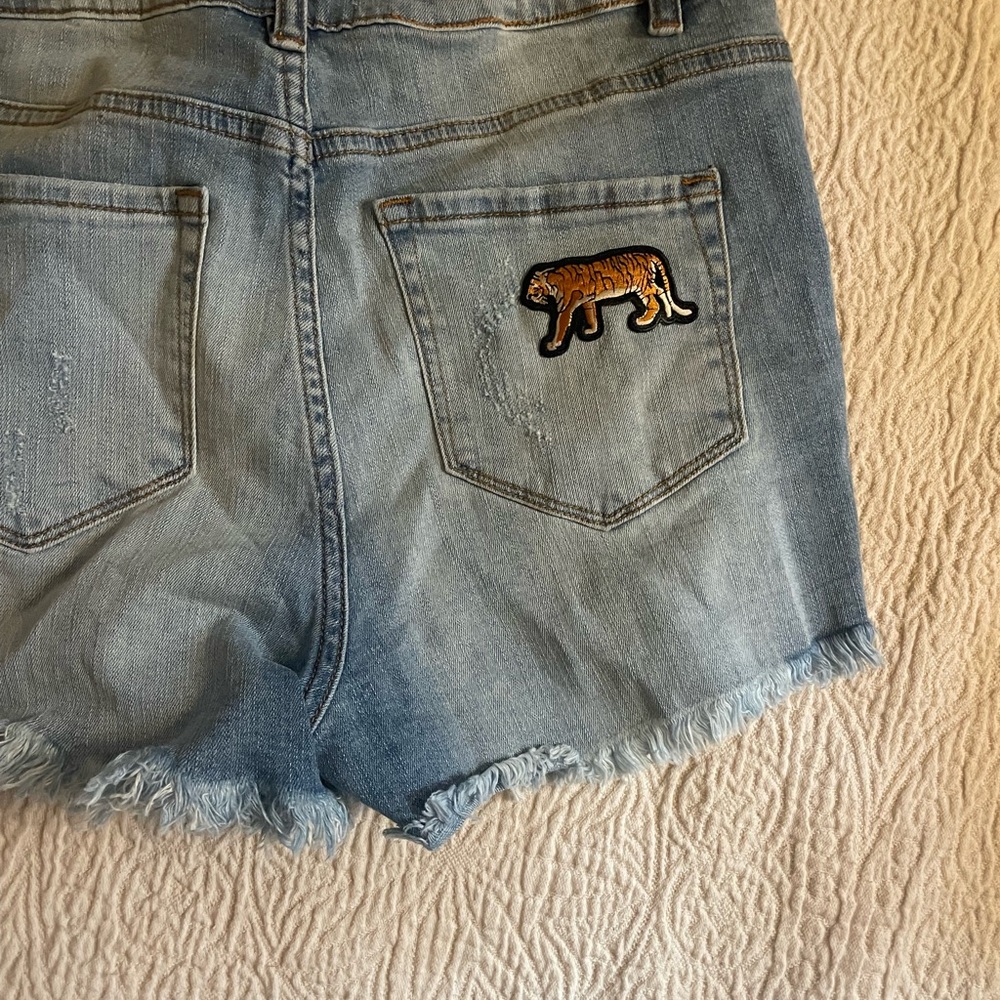 Denim Shorts with Tiger Patch